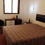 409 Gigantes Apartament
